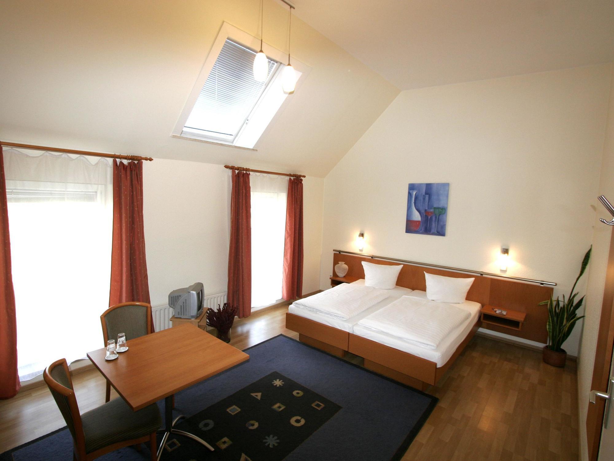 Hotel Pension Arta Berlin Extérieur photo